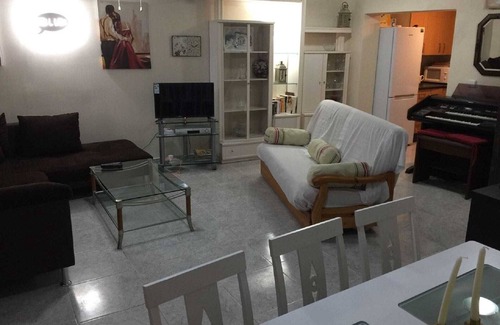 Sax House | TRADITIONAL SPANISH TOWN HOUSE INLAND SAX ALICANTE. SLEEPS 6 BED WIFI