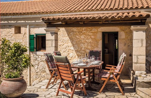 Tselendata House | Traditional Stone House Anofli 1843 - Authentic Charm in Fiskardo, Kefalonia