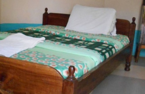 Busia House | Trailer Safari Inn