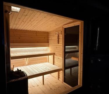 Vartop Ski Chalet | Tramonto Cabin