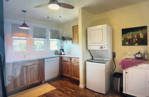 Micanopy Apartment | Tranquil and private a newn waterfront property located directly on Orange Lake