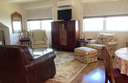 Micanopy Apartment | Tranquil and private a newn waterfront property located directly on Orange Lake