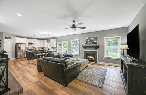 Partlow Cottage | Tranquil craftsman hideaway on 2 secluded acres