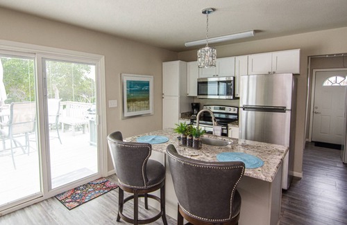 Clifton House | Tranquil Escape at Casita del Lago Azul - Lakefront Serenity with Semi-Private Cove & Fire Pit