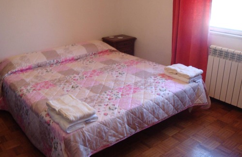 Penela House | Tranquil setting in private gardens with heated pool, BBQ annex and Games room.