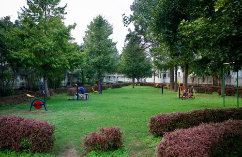 Hosur House | Tranquil Staycation- Homestay Private Rooms