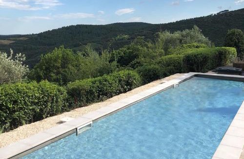 Berlou Villa | Tranquil Vineyard Villa, Berlou