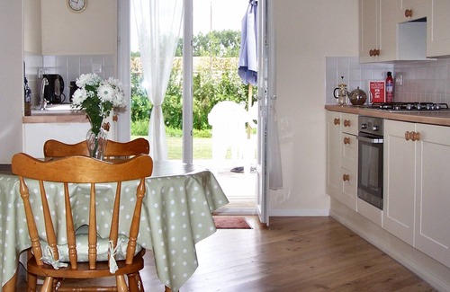 Le Poire-sur-Velluire House | Tranquility in the Marais Poitevin