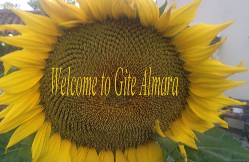 Le Poire-sur-Velluire House | Tranquility in the Marais Poitevin