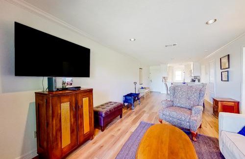 Walden on Lake Conroe Apartment | Tranquility on the Lake