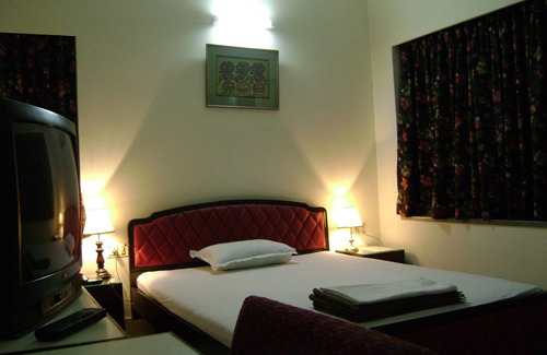 Ballygunge House | TRANS-AID - SOUTH KOLKATA GUEST HOUSE