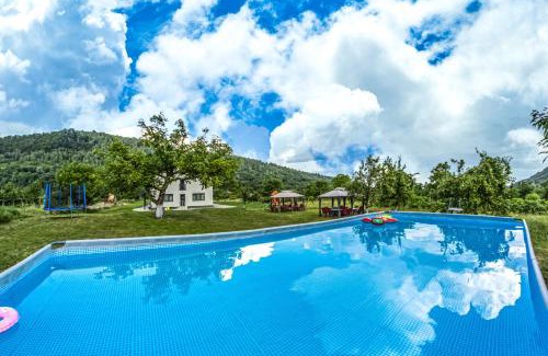 Novaci House | Transalpina Retreat