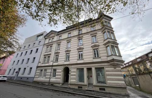 Bregenz Apartment | Traumhafte Stadtwohnung mit Bodensee-Blick