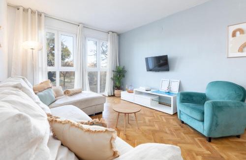 La Seu Apartment | Travel Habitat Torres de Serrano