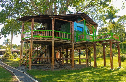 Pereira House | Tree House Finca La Floresta Verde