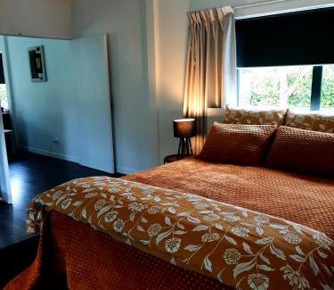 Whakamarama Villa | Tree View Studio