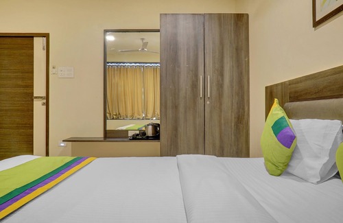 Hadapsar Hotel | Treebo Bhagyashree Executive