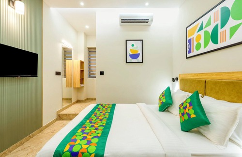 Chromepet Hotel | Treebo Deluxe Inn, Chromepet