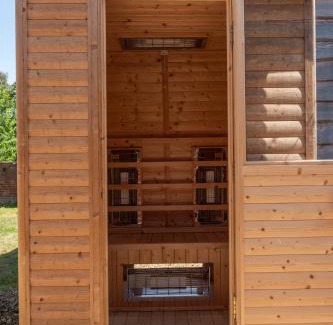 Woolhope House | Treehouse Cottage Spa Retreat