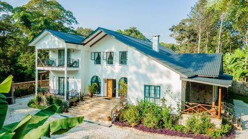 Arusha Cabin | Treetops Villa