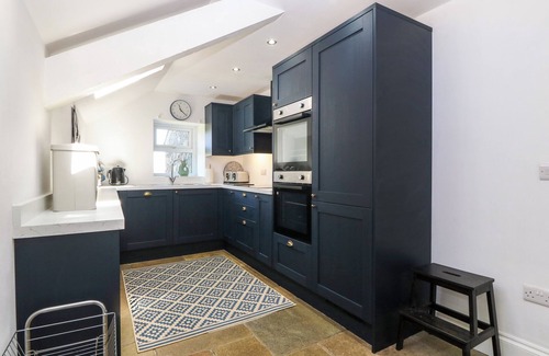 Mynytho Cottage | TREFOLLWYN MAWR, pet friendly, character holiday cottage in Abersoch