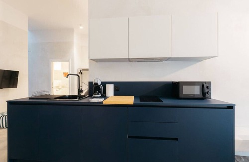 Benimaclet Apartment | Trendy Retreat in Valencia