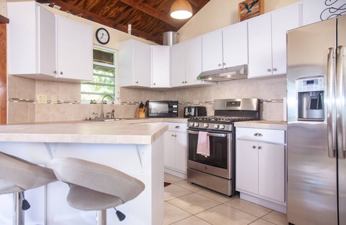 Puntas House | Tres Amigos Beach House - Walk Out the Back Door to the Beach!