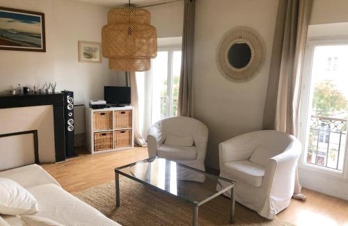 Bordeaux Golden Triangle Apartment | Triangle d'OR bel appartement 2ch lumineux et calme