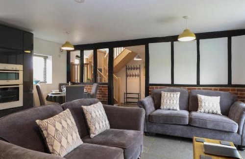 Foxley House | Tricker's Cottage