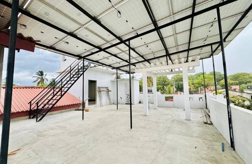 Arunagiri Nagar House | Trinco Town Family Guest House 4-bedroom bungalow in charming Trincomale with AC