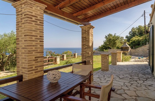 Skinaria Apartment | Triple Studio with Sea View - Villa Mare Studios