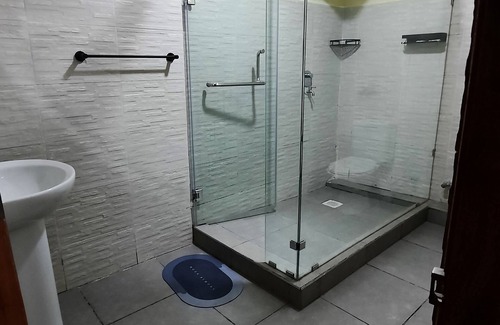 Nairobi Bed & Breakfast | TripleTwo Loresho Inn