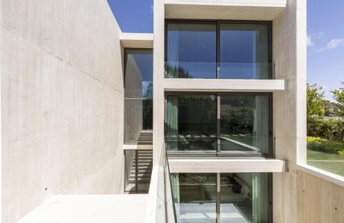 Carvalhal Villa | Troia Design Villa by CadenzaLux