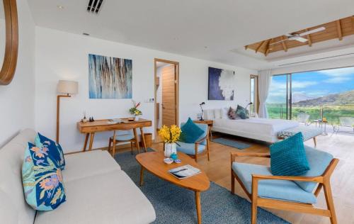 Choeng Thale Villa | Tropical Castle Phuket by RESAVA