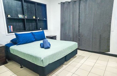 Apia House | Tropical Escape, Lelata | 3BR, A/C, Netflix-WiFi