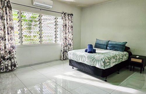 Apia House | Tropical Escape, Vailima | 3BR Free-Wifi, Netflix, Aircon