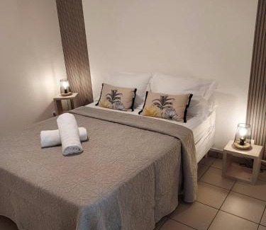 Riviere-Sens Apartment | Tropical Golden appart, vue mer et plage à 5 min à pied