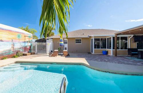 Fowlers House | Tropical Island Escape Near Disney, Beach, Cruise