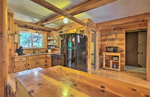 Munds Park Cabin | Trout Creek Retreat - Rustic Cabin in Munds Park