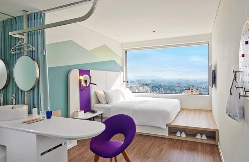 Bac Giang Hotel | Tru by Hilton Bac Giang City Centre