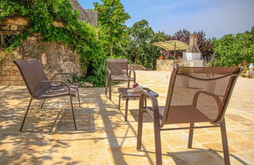 Locorotondo Villa | TRULLI OLISTICI