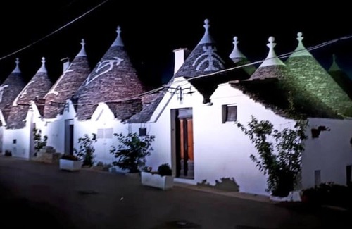 Castellana Grotte Cottage | Trullo panoramico with large private pool