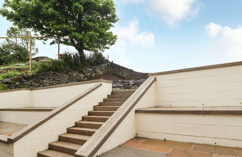 Rhiwbryfdir Cottage | TRYFAN, character holiday cottage in Blaenau Ffestiniog