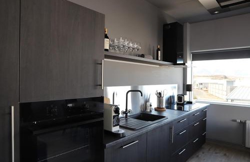 Oddeyrin Apartment | Tryggvabraut 24 One Bedroom Apartment