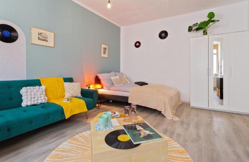 Sonnenberg Apartment | ‣ Tschaikowski Suite #Chemnitz