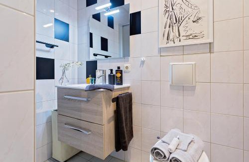 Sonnenberg Apartment | ‣ Tschaikowski Suite #Chemnitz