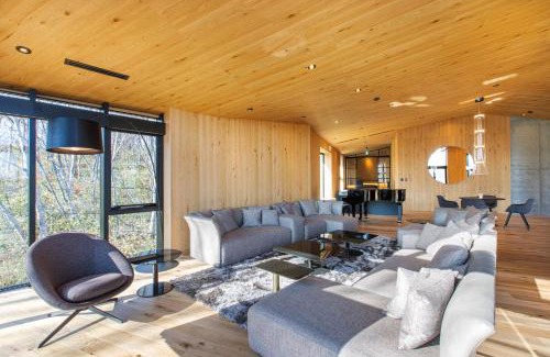 Kutchan Ski Chalet | Tsubasa Chalet at Hanaridge