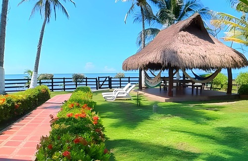 Tolu House | Tu casa de playa frente al mar en Tolú