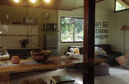 Guayabo Cabin | Tucan Greenhousen Loft offers a comfortable stay, surrounded by nature and peace.