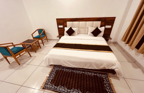 Shivanandi Hotel | Tulip Resort